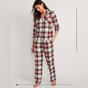 NWT Old Navy printed flannel pajama set white tartan M